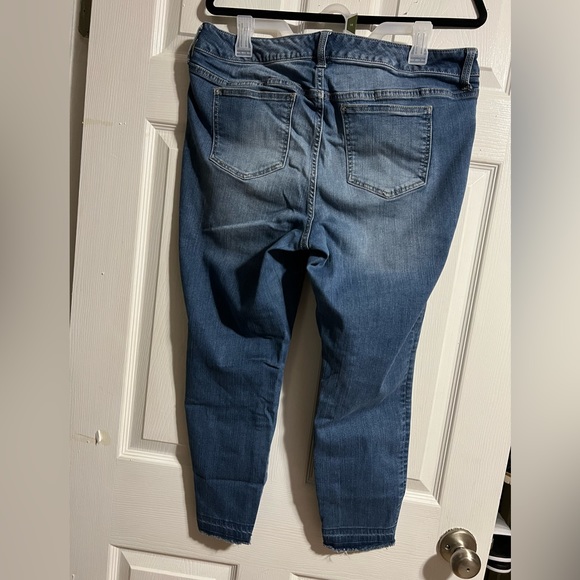 Torrid Skinny Jeans. - Picture 2 of 4